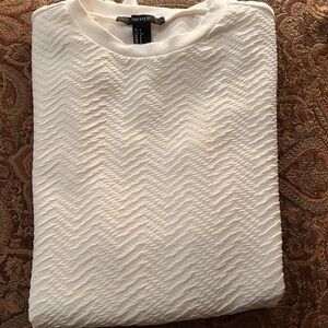 Forever 21 regular fit textured long sleeve top size small